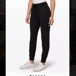 Lululemon Ready to Fleece Jogger